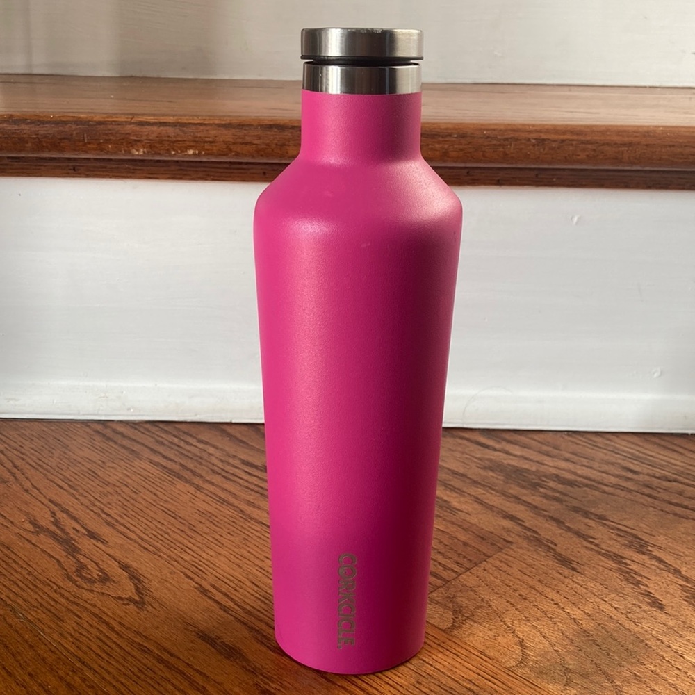 CORKCICLE Canteen Hot Pink Stainless Steel Water Bottle 20oz